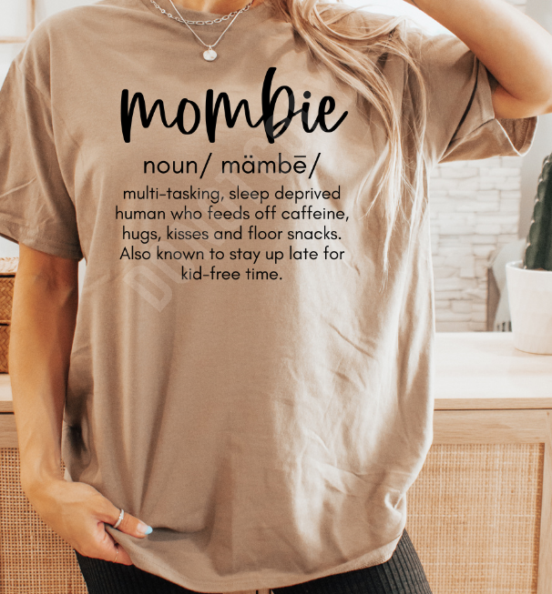 MOMBIE TEE