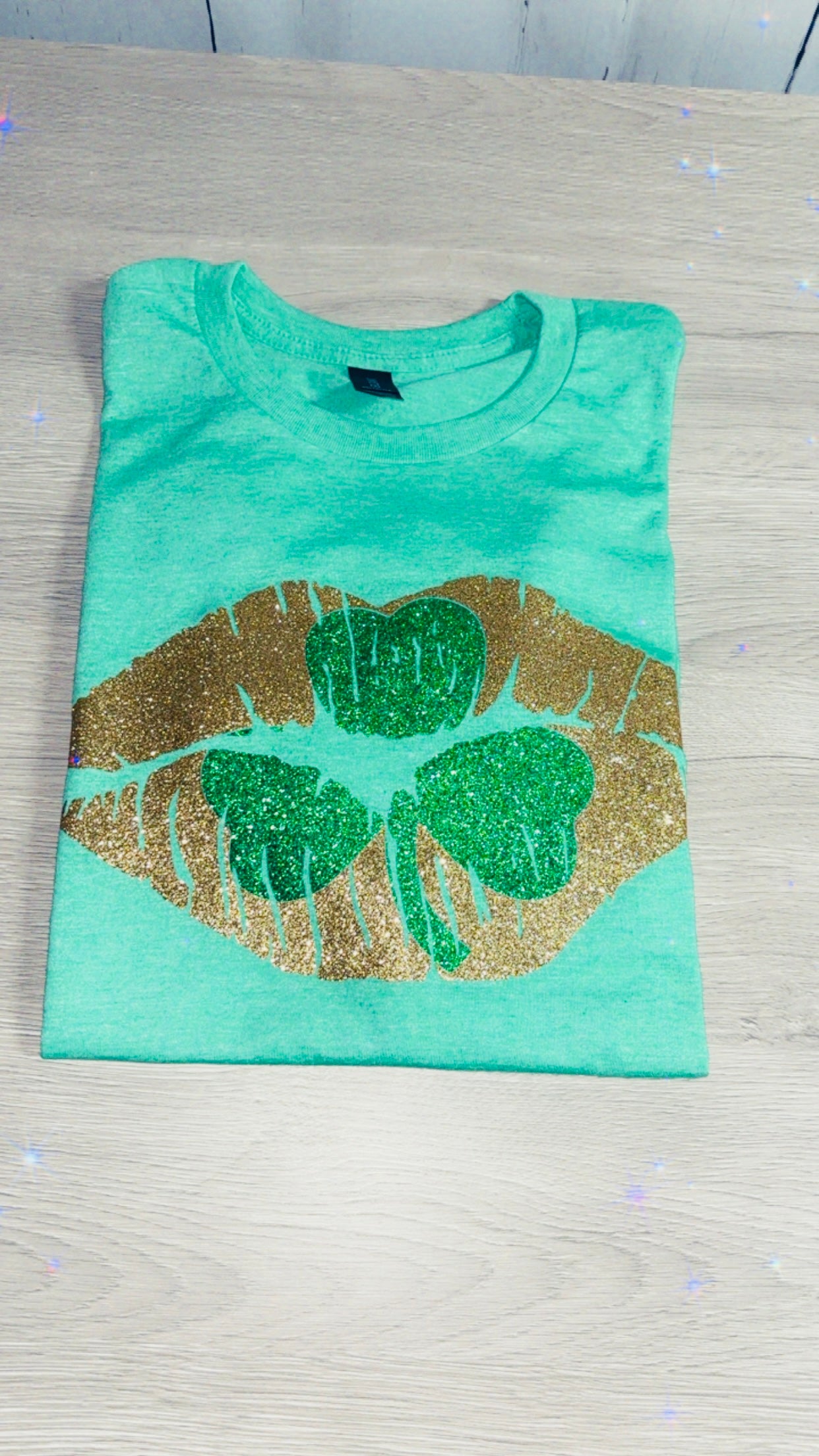GLITTER LIPS SHAM TEE