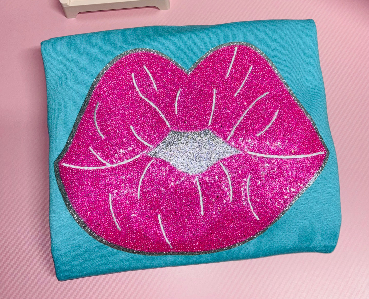 PINK LIPS CHENILLE PATCHES