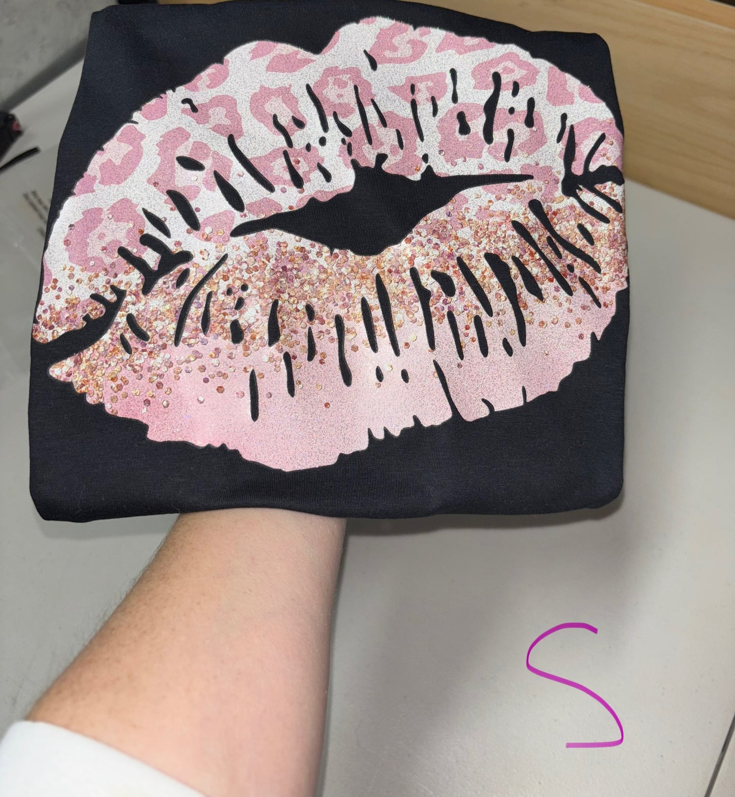 PINK CHEETAH LIPS