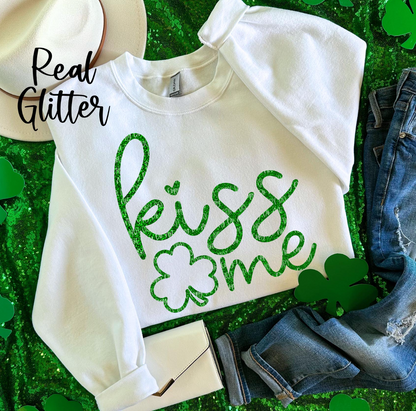 Glitter Kiss Me SWEATSHIRT